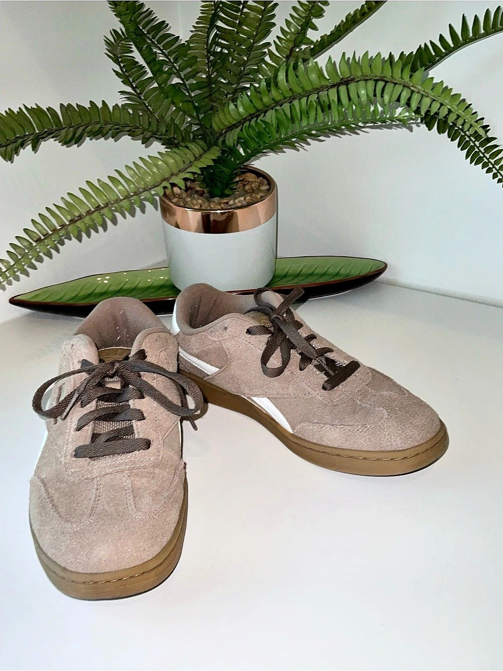 Reebok  Suede Sneakers Brown & White US 7.5
